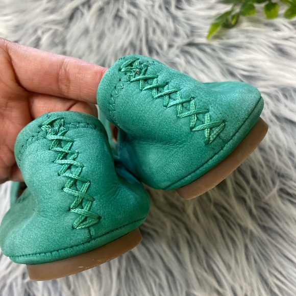 Lucky Brand Green Flats - Picture 7 of 9